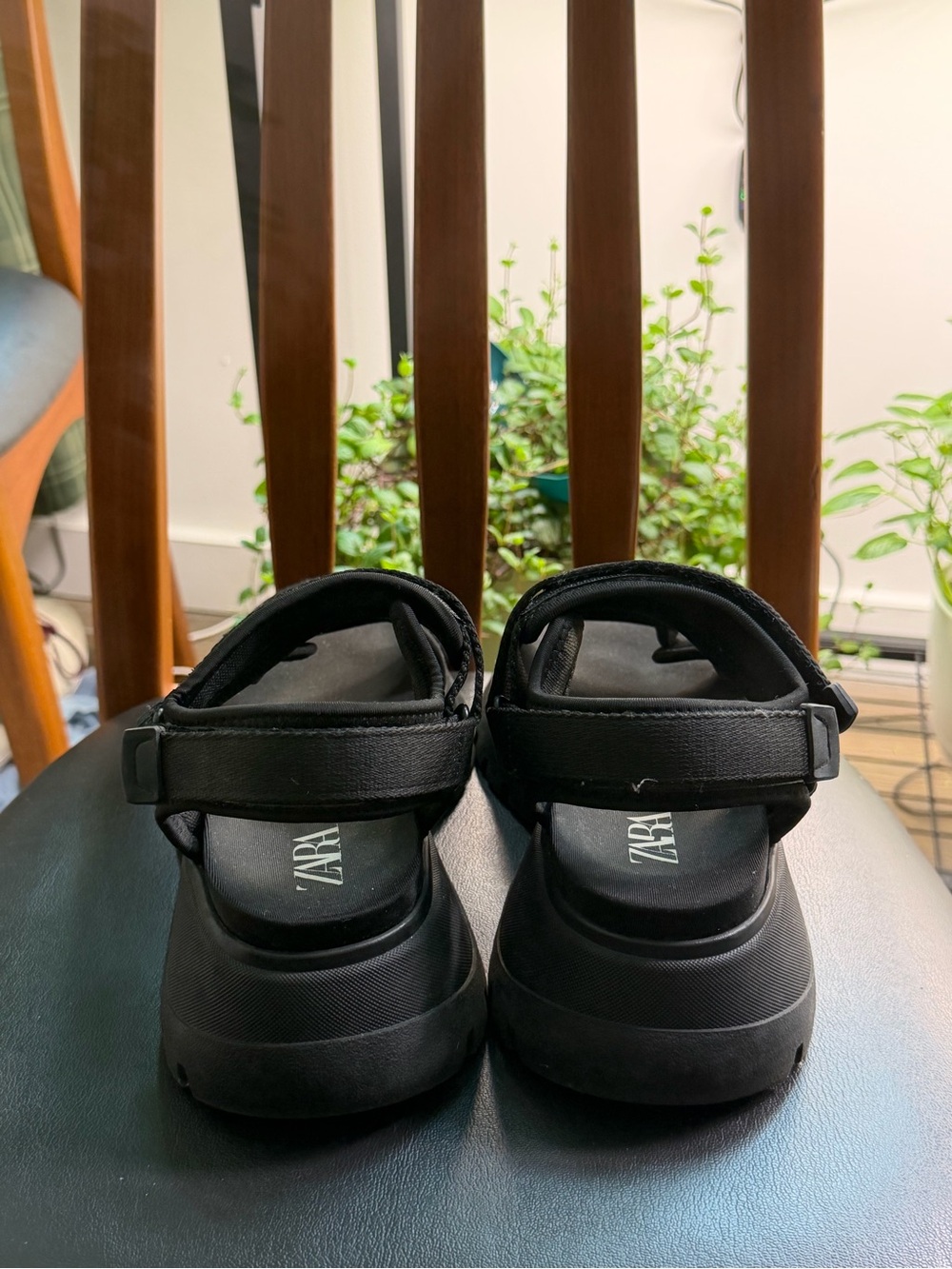 Zara Black Chunky-Strap Platform Sandals - Picture 4 of 8